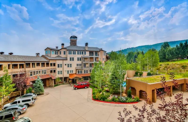 2 Bedroom In, Out Luxury Located On Fanny Hill In The Heart Of Snowmass Village