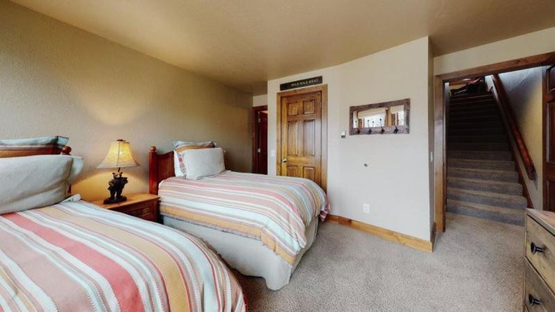 Holiday home 2 Bedroom In, Out Luxury Located On Fanny Hill In The Heart Of Snowmass Village Aspen