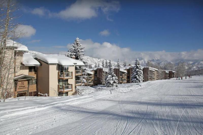 Contemporary 3 Bedroom In, Out With Pool And Hot Tub In Snowmass Village Apartment