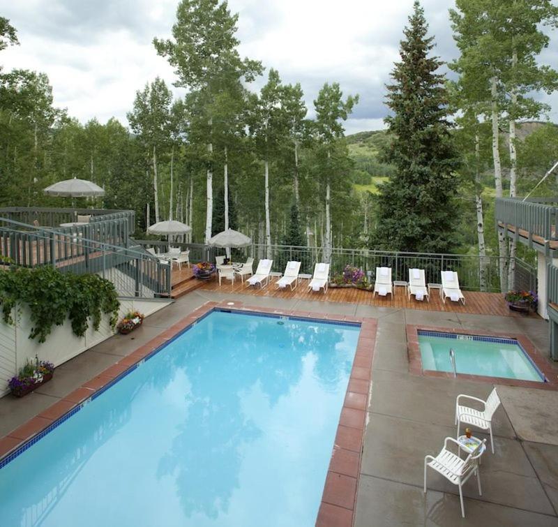 Snowmass Village 2 Bedroom Platinum-rated In, Out Apartment