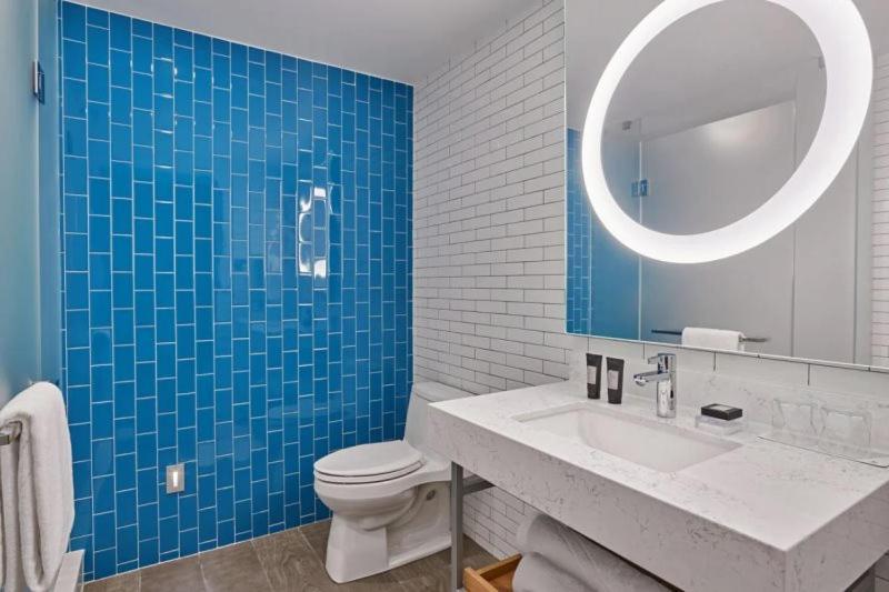 Downtown Luxury 3 Bedroom Apartment