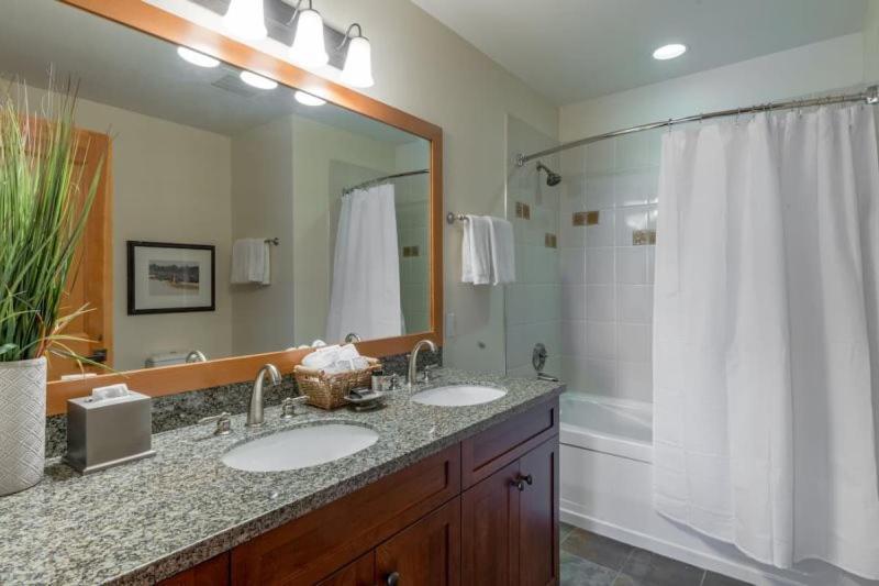 Snowmass Mountain Lodge: Luxury Ski-in/ski-out Retreat * Aspen