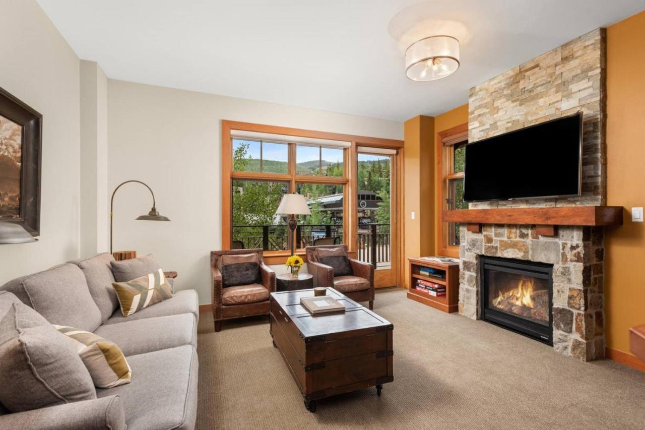 Snowmass Mountain Lodge: Luxury Ski-in/ski-out Retreat Apartment *