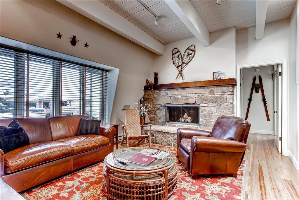 Chateau Dumont Apartment