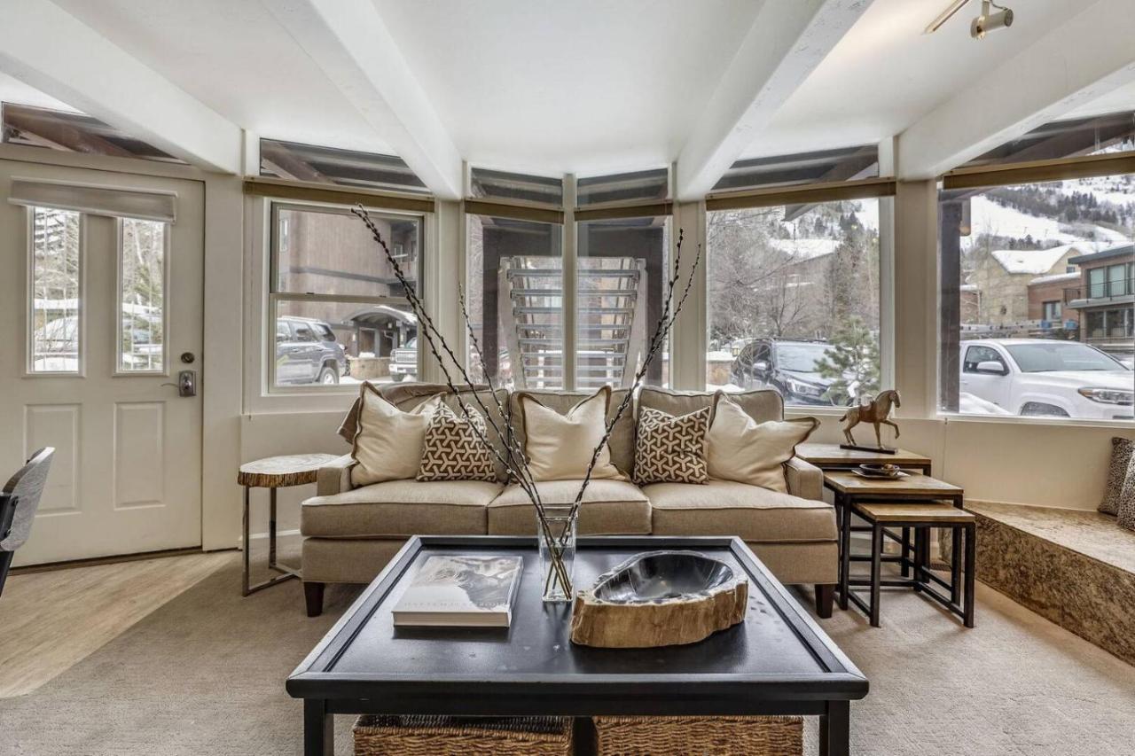 Downtown 2 Bedroom Within Walking Distance To Gondola - Clairvaux