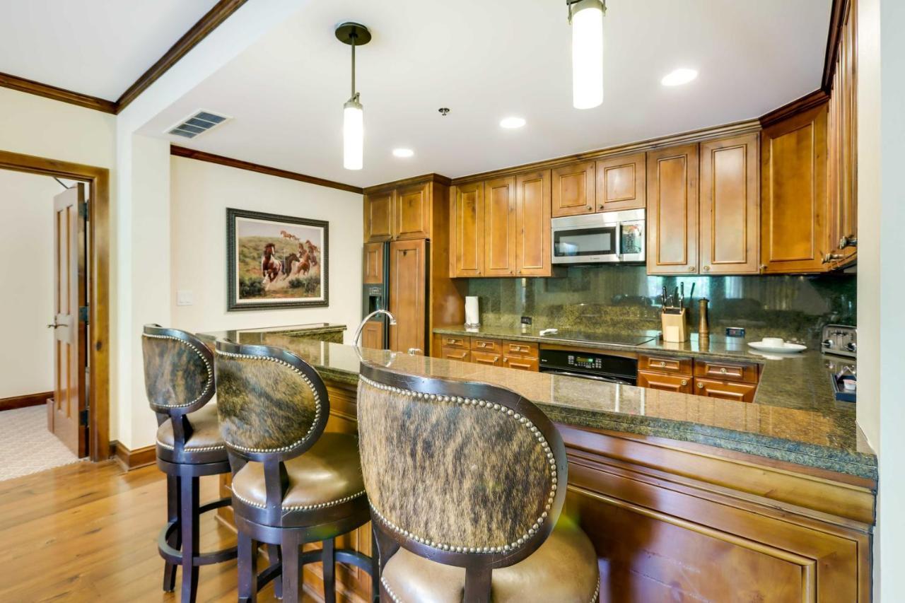 Apartment In Ritz-carlton Highlands *