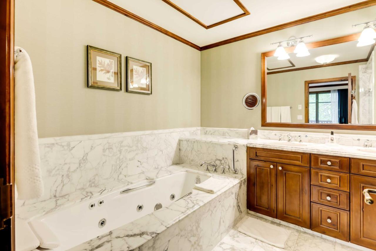 In Ritz-carlton Highlands Apartment Aspen