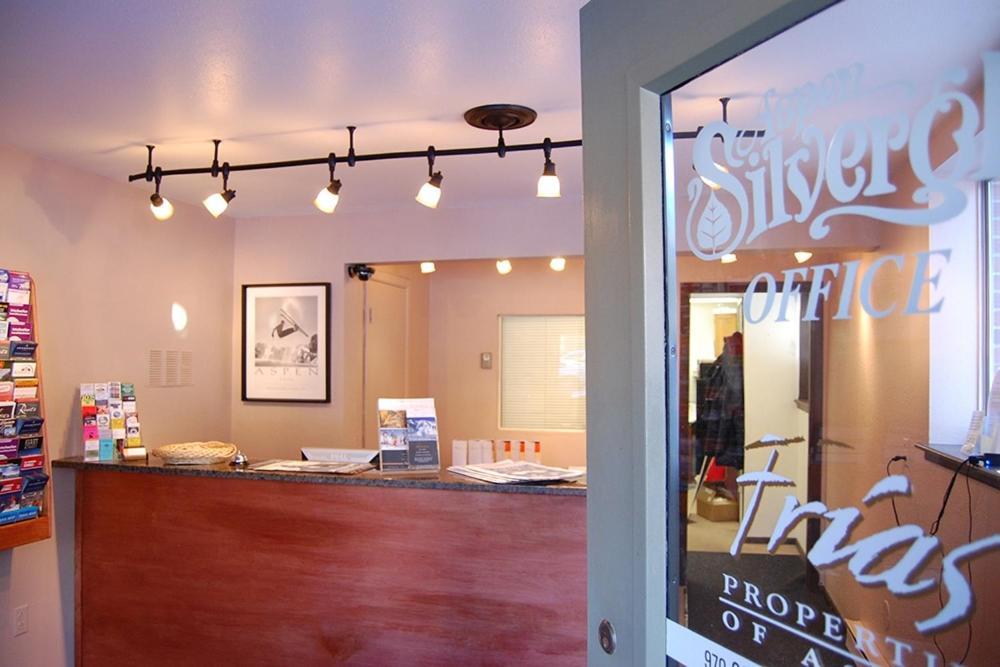 Holiday home Silverglo 206, With Mid-century Modern Decor, Upgraded Kitchen And Access To Pool Aspen
