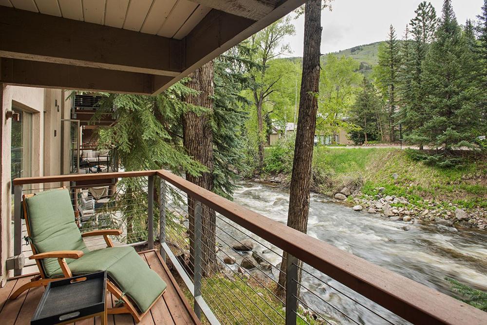 Chateau Eau Claire 9, Newly Renovated With River Views, Hot Tub, Pool, Fitness Center Access Holiday home Aspen