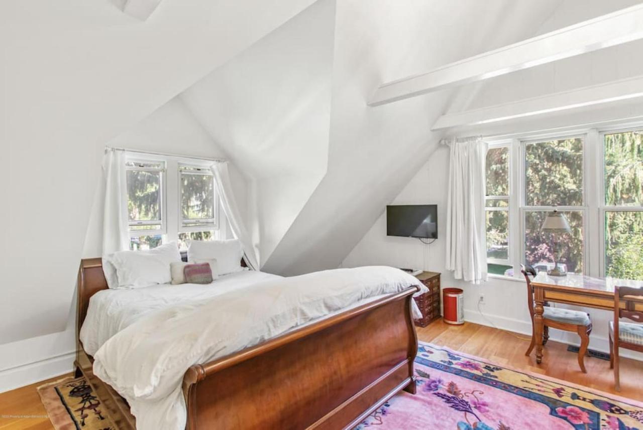 Holiday home Charming Historic In *