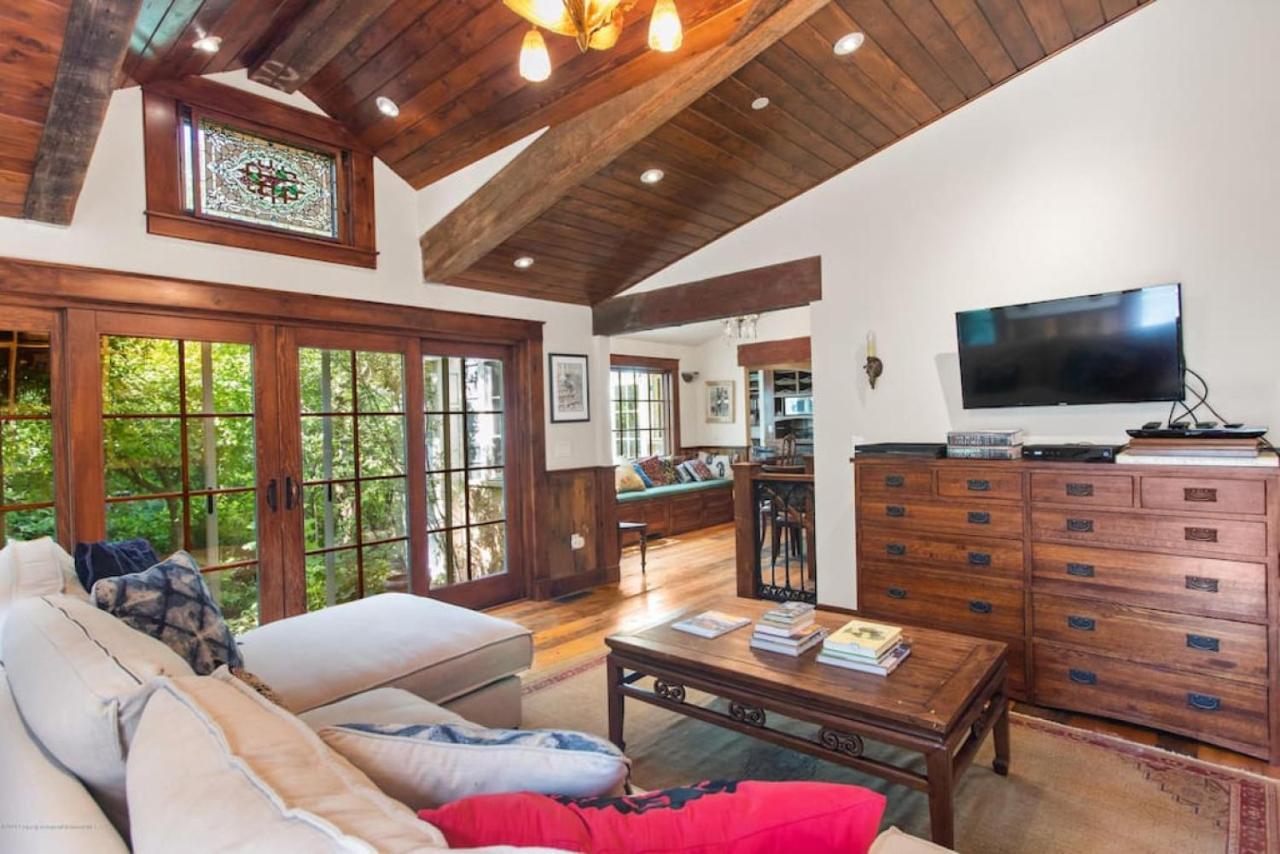 Holiday home Charming Historic In *