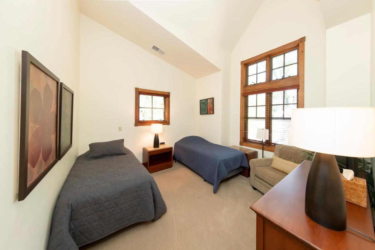 Holiday home Christiana Unit 201c, Light-filled Luxury With Views Of Mountain Aspen