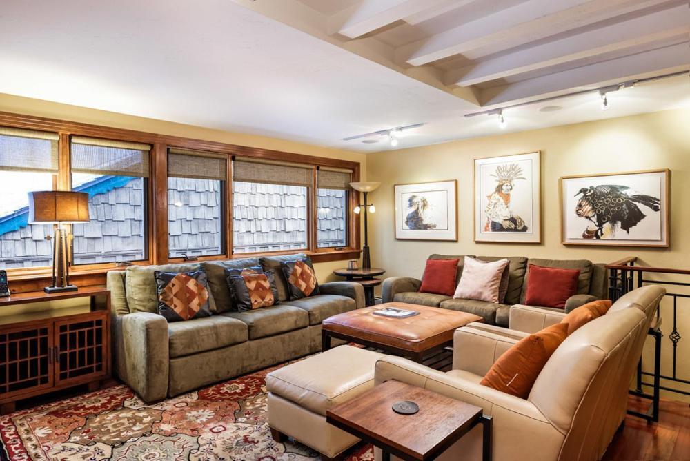 Fasching Haus Unit 9, Deluxe W/ A/c In The Living Area, 2 Blocks To Downtown Holiday home *