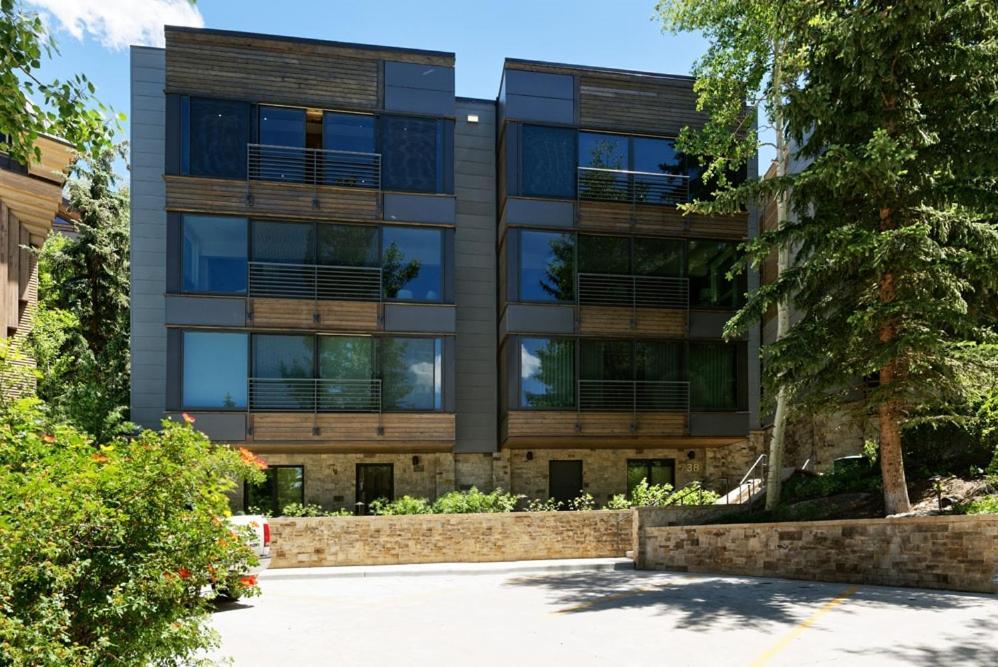 Durant Unit D3, With Floor-to-ceiling Windows, Fireplace, And *