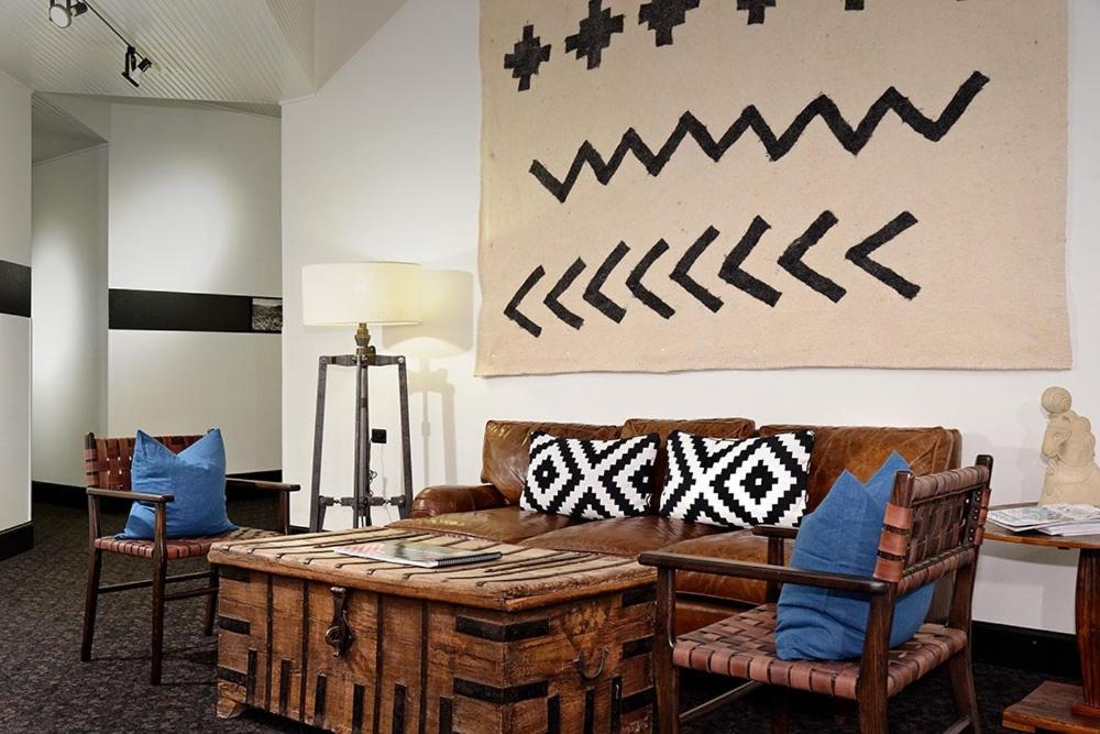Independence Square 211, Chic With Mountain Views, A/c, & Rooftop Hot Tub Aspen