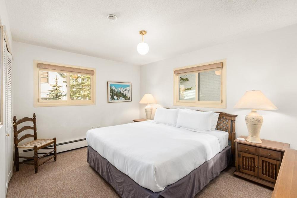 Holiday home 118 E. Bleeker Street Home, Large, Two-level Home/duplex With Private Deck & On-site Parking *