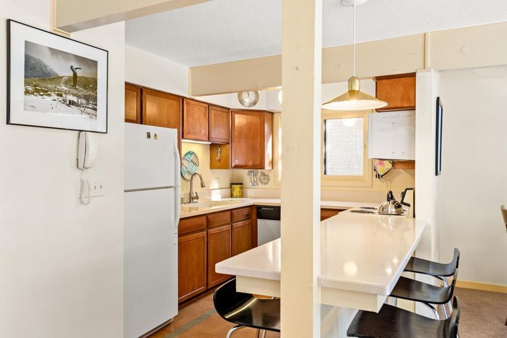 Holiday home 118 E. Bleeker Street Home, Large, Two-level Home/duplex With Private Deck & On-site Parking *