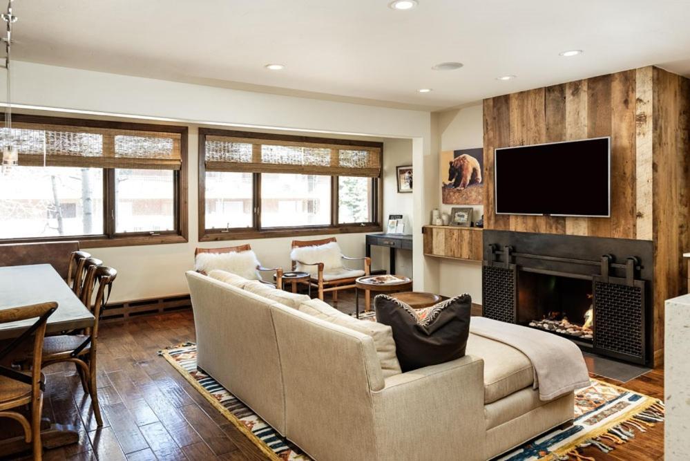 Fasching Haus Unit 6, With Beautiful Decor, Spacious Layout, Great Location Holiday home Aspen