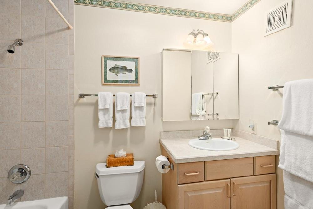 118 E. Bleeker St. Upper Level, In Duplex With Private Deck Holiday home *