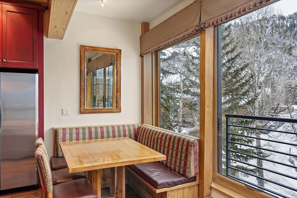 Durant Unit C5, With Bonus Den, Air Conditioning, And Spectacular Views * Aspen