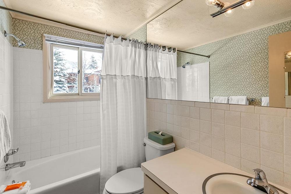 Townhouse East Unit 7, Exceptional Location Holiday home Aspen