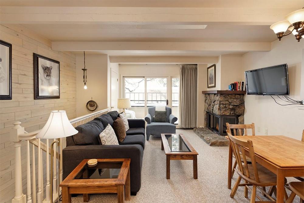 Townhouse East Unit 7, Exceptional Location Aspen