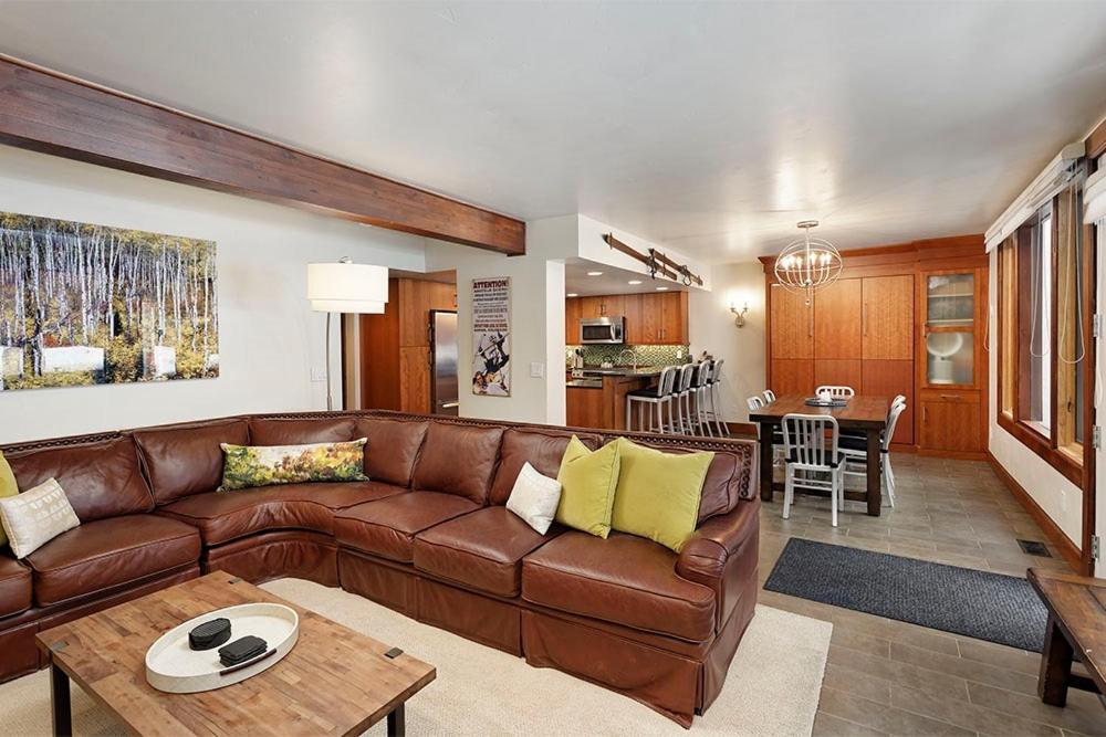 Fifth Avenue Unit 8, With Extra Bed + Access To Pool & Hot Tub Holiday home Aspen