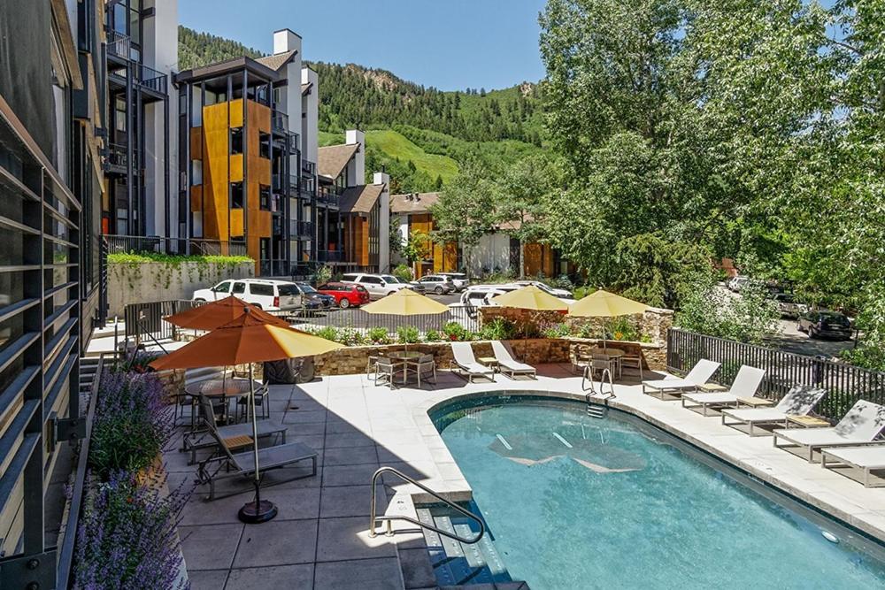 Fifth Avenue Unit 8, With Extra Bed + Access To Pool & Hot Tub Holiday home Aspen