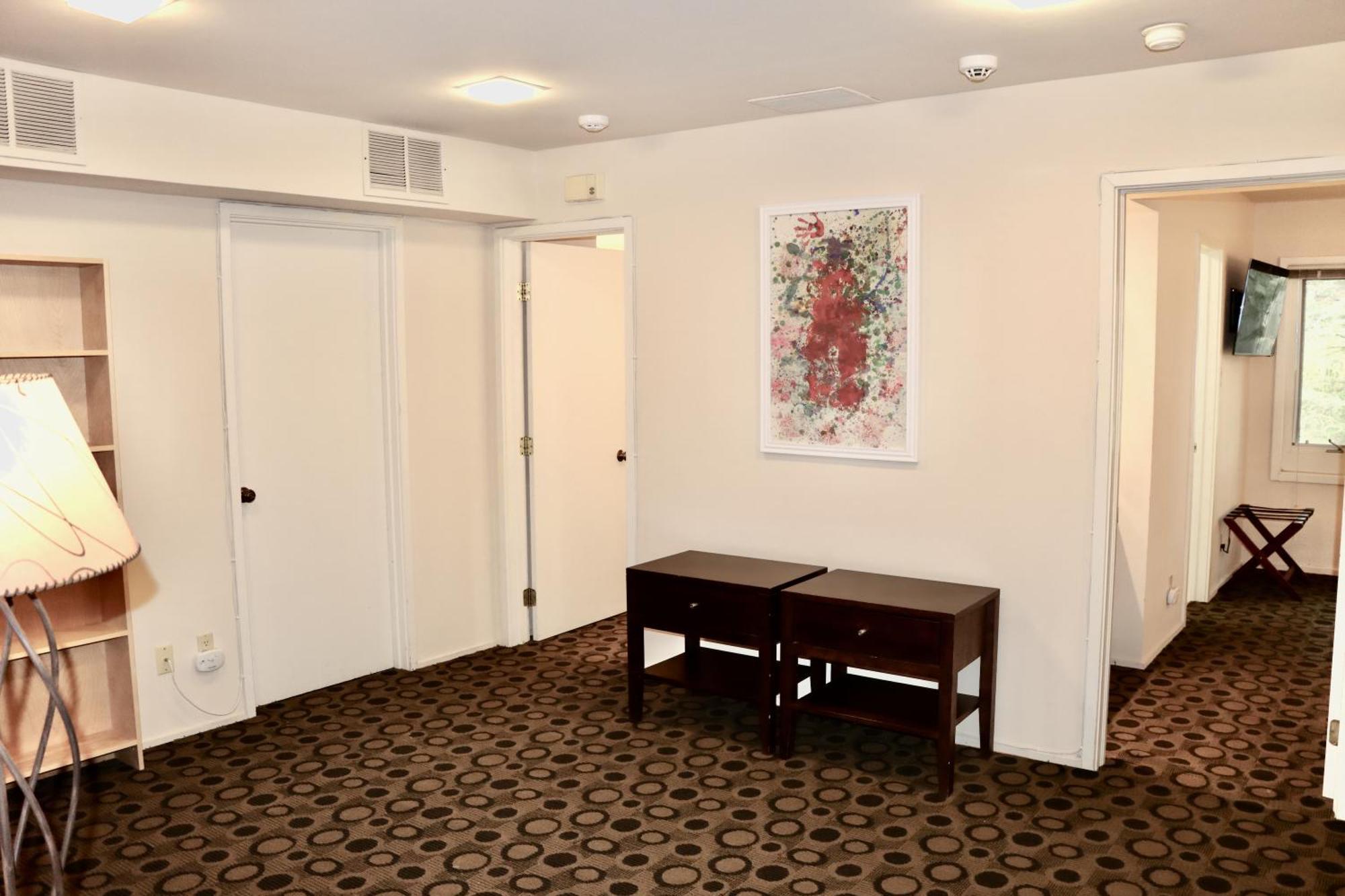 West End Sanctuary 4878 Sf. *