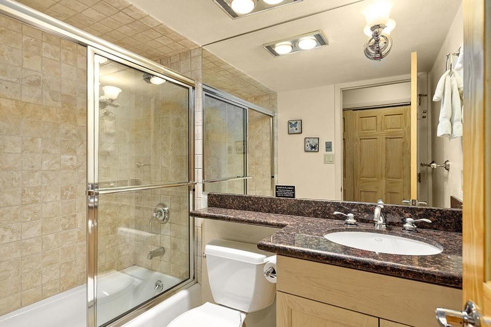 Holiday home Chateau Chaumont Unit 9, Second-floor Corner With Prime Location In
