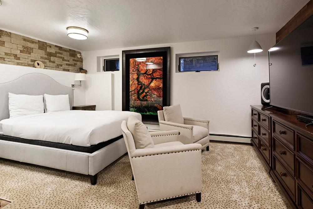Fasching Haus Unit 13, In Aspen, 2 Blocks To Gondola Holiday home *