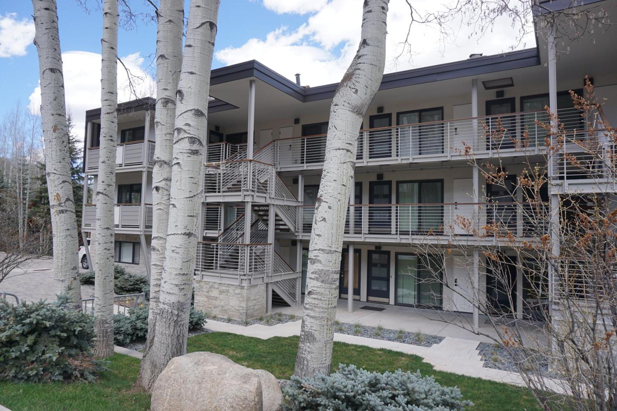 Dean St * Aspen