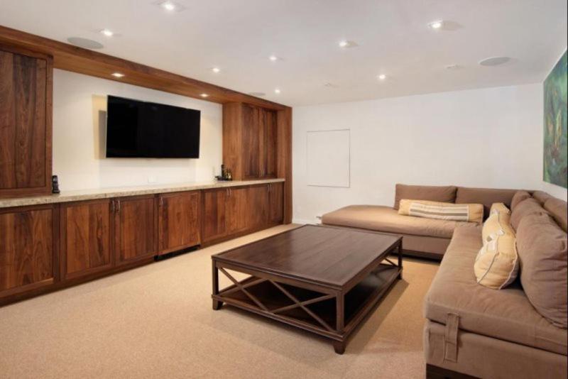 Apartment Snowmass Woodrun V 3 Bedroom In, Out Mountain In The Heart Of Snowmass Village *