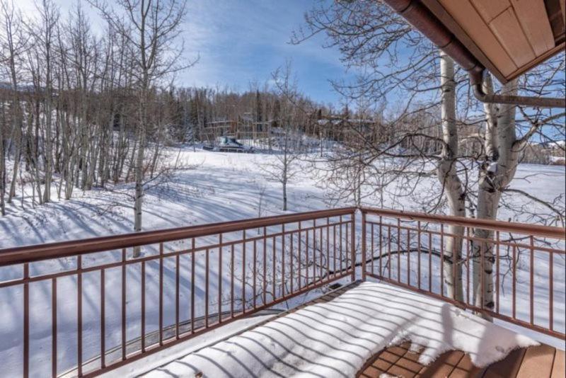 Snowmass Woodrun V 3 Bedroom In, Out Mountain In The Heart Of Snowmass Village Apartment