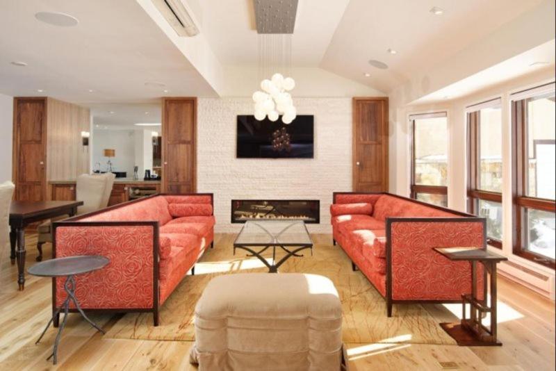 Apartment Snowmass Woodrun V 3 Bedroom In, Out Mountain In The Heart Of Snowmass Village