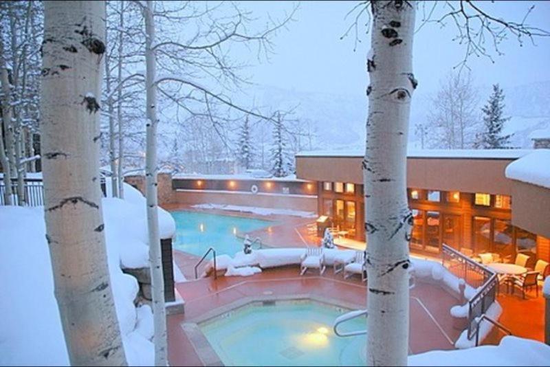 Slope-side Luxury: Two-bedroom Retreat With Hot Tub Holiday home