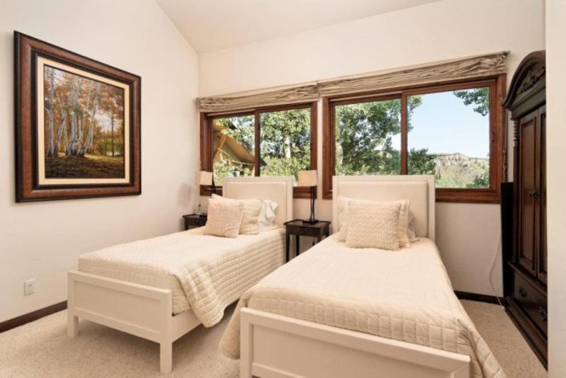 Holiday home Premier In, Out 2 Bedroom Colorado Vacation Steps From The Slopes With Hot Tub And Pool *