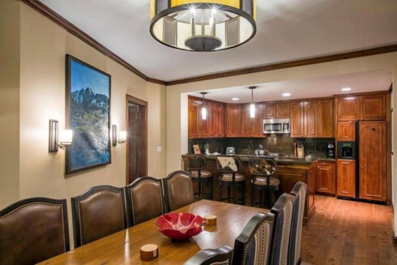 Apartment Ritz-carlton 2 Bedroom *