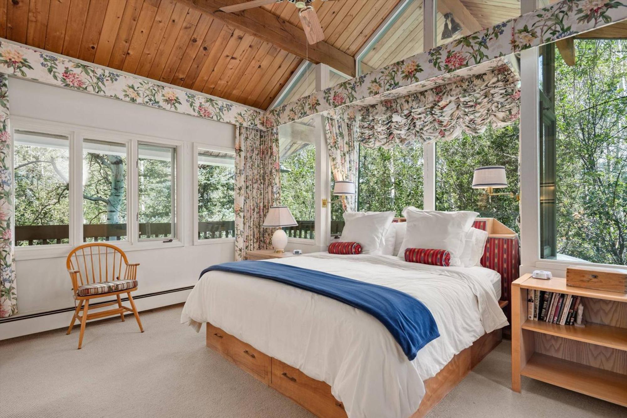 Glen Eagles Drive Holiday home