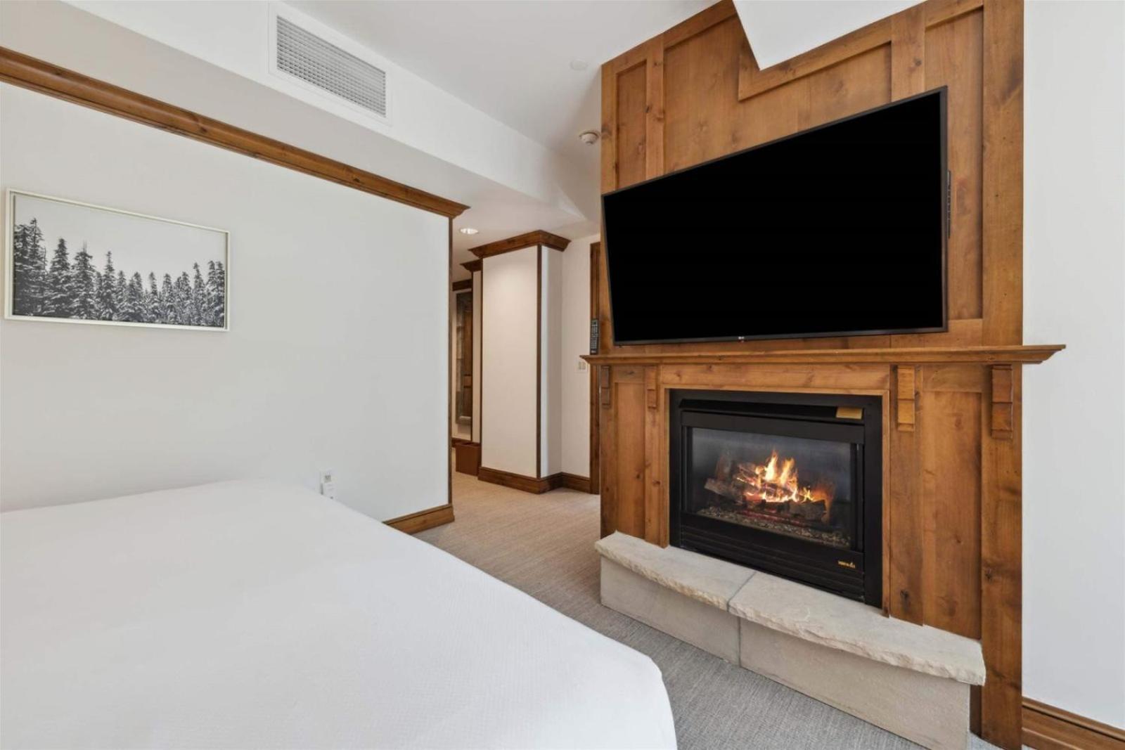 Mountain Residences, Formerly Grand Hyatt, 2 Bedroom * Aspen
