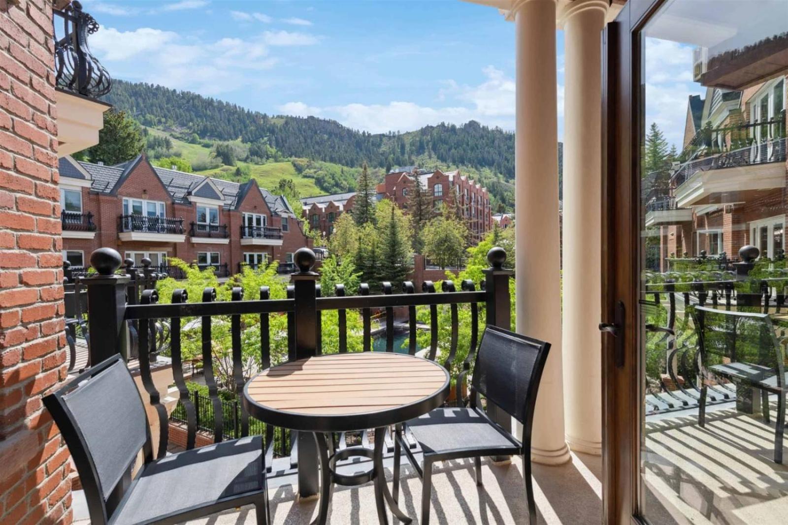Mountain Residences, Formerly Grand Hyatt, 2 Bedroom * Aspen