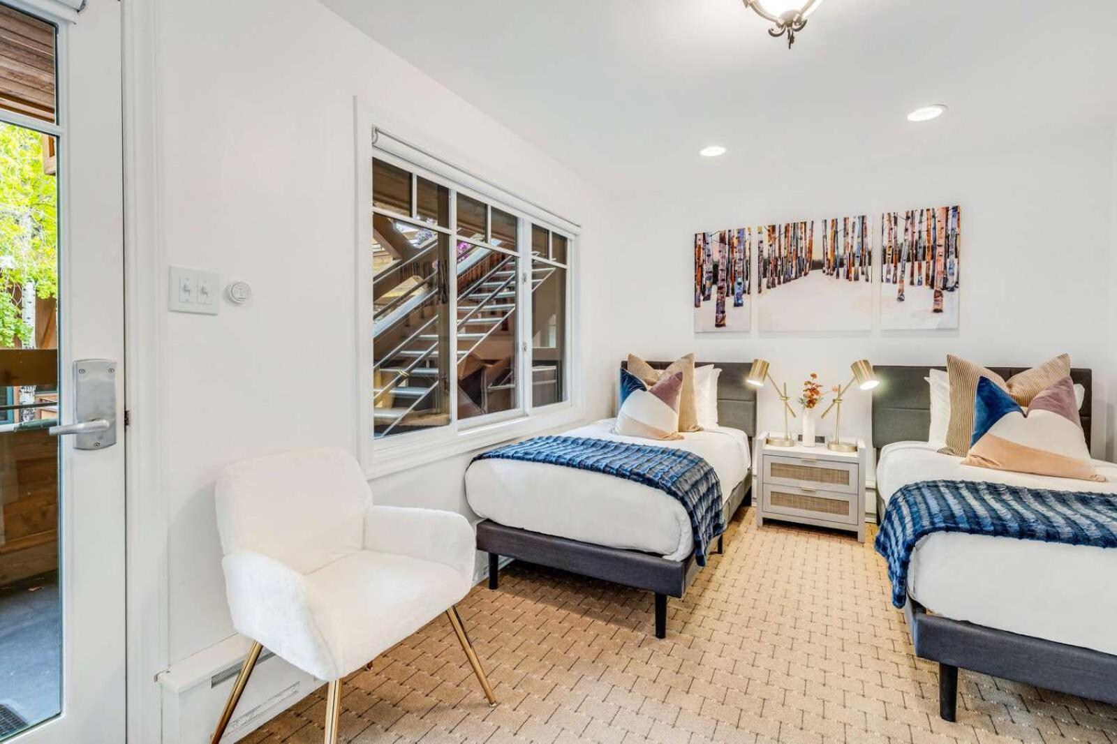 New Listing 3br 3ba - Steps To Gondola