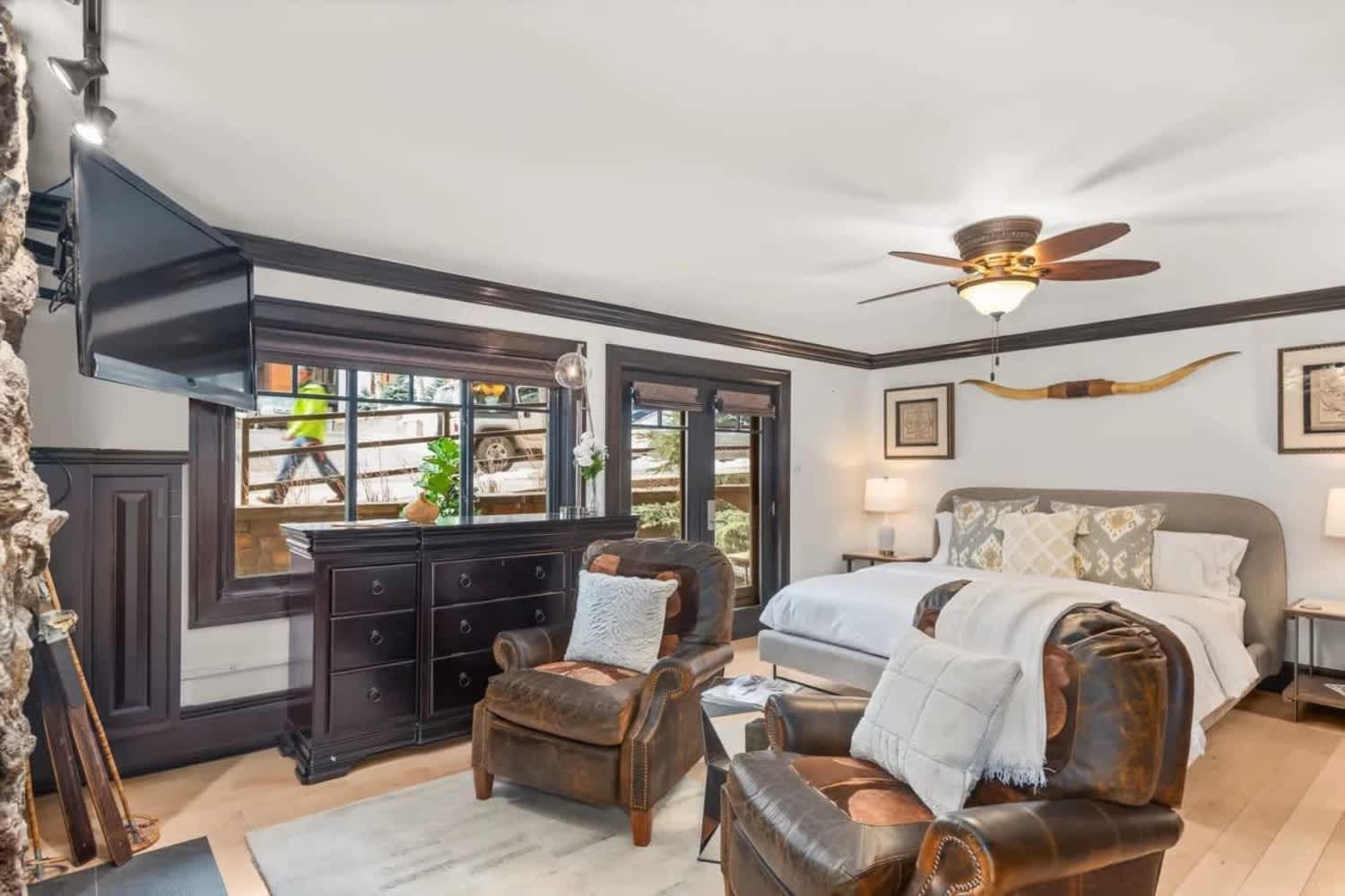 New Listing 3 Bedroom 3 Ba Near Gondola Aspen