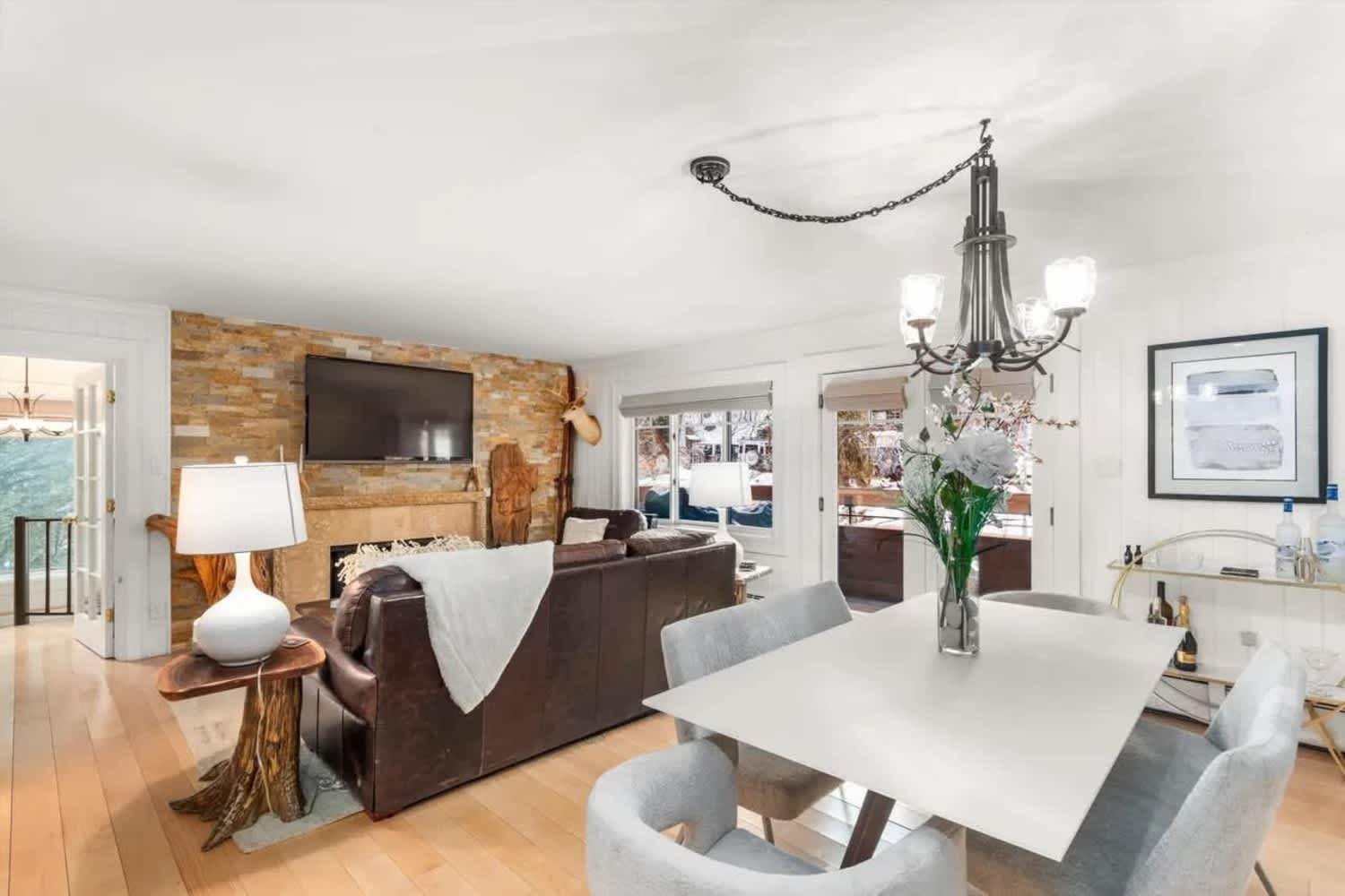 New Listing 3 Bedroom 3 Ba Near Gondola * Aspen