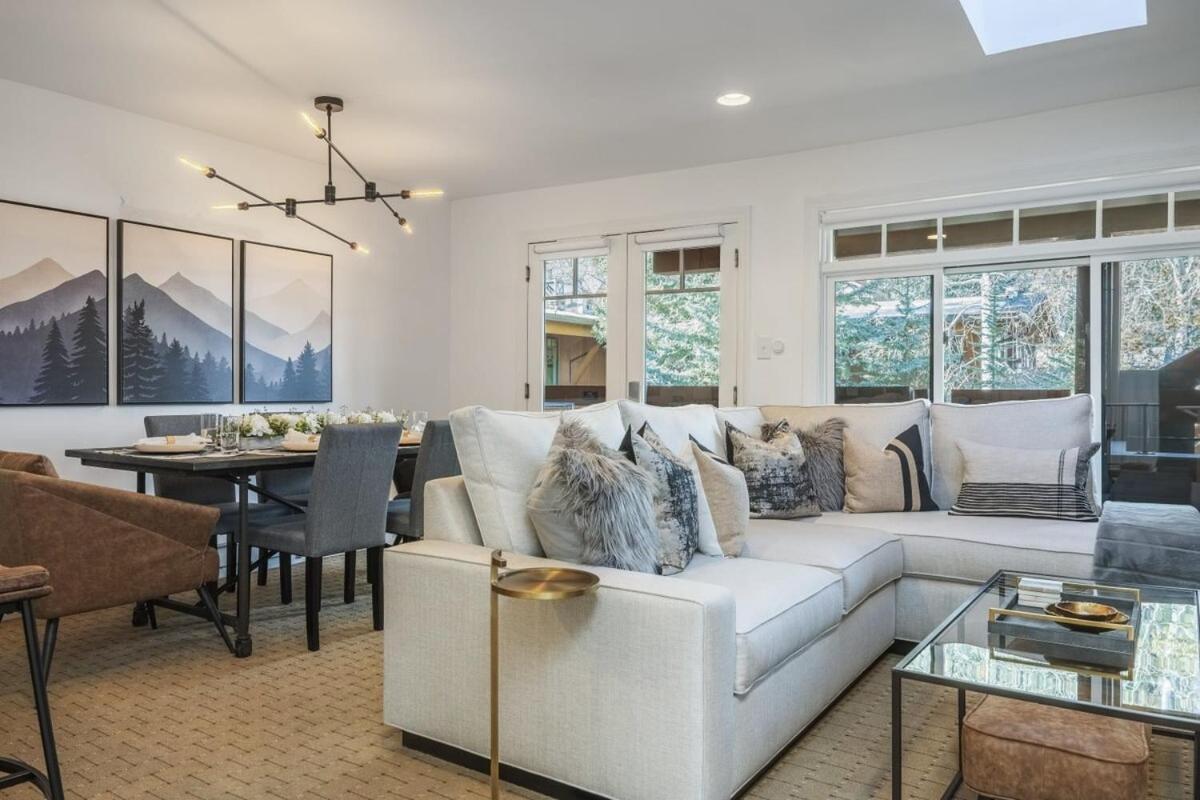 New Listing 3br 3ba - Steps To Gondola Apartment *