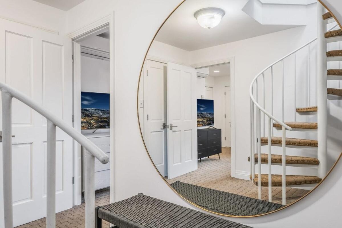 New Listing 3br 3ba - Steps To Gondola *