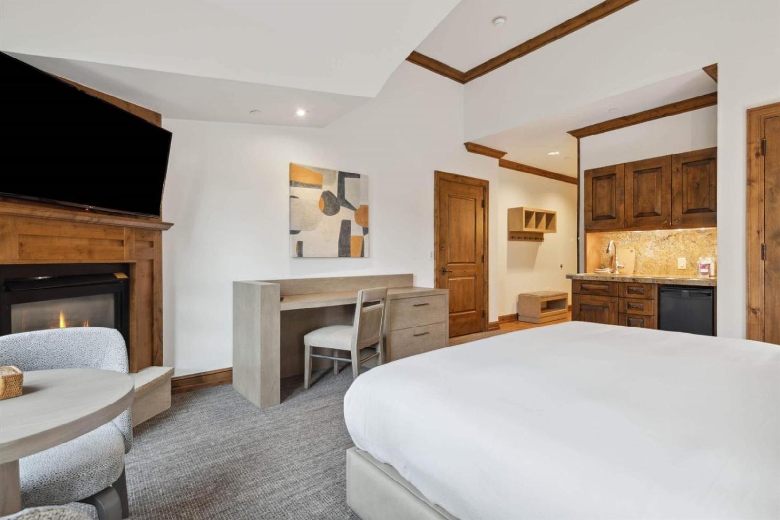 Apartment Mountain Residences 2 Bedroom Luxury *