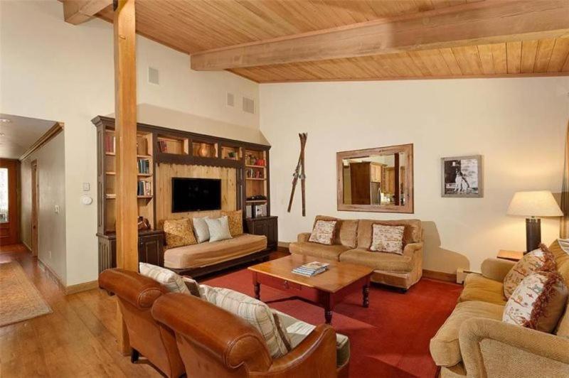 Alps Gold 2 Apartment