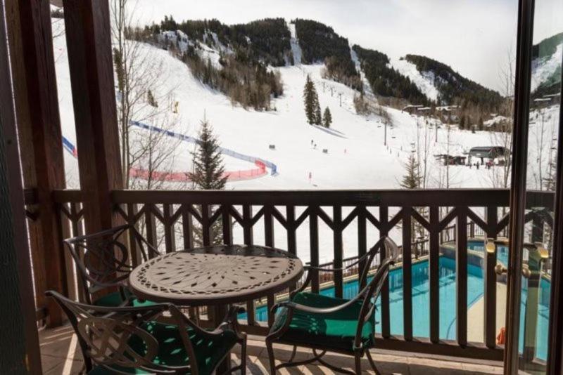 Aspen Ritz-Carlton 2 Bedroom Ski In, Ski Out Residence
