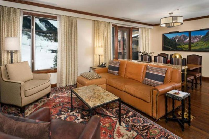 Aspen Ritz-Carlton 2 Bedroom Ski In, Ski Out Residence *